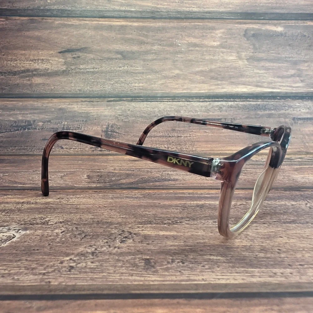 Dkny eyewear grading